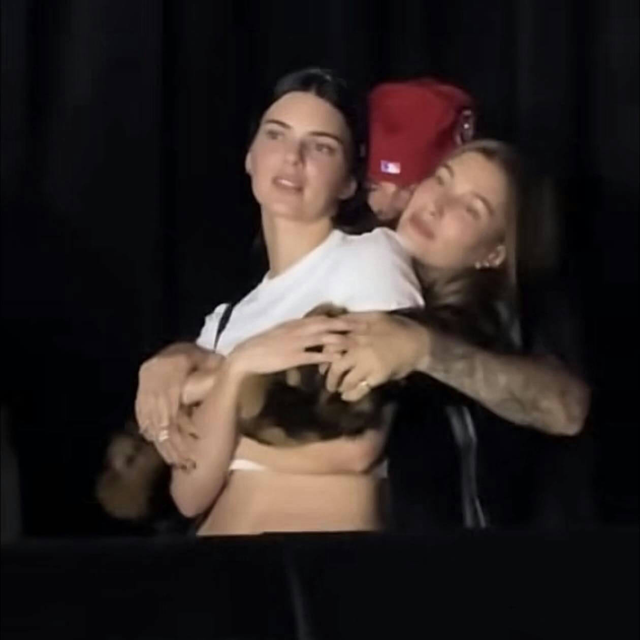 justin bieber kendall jenner concert