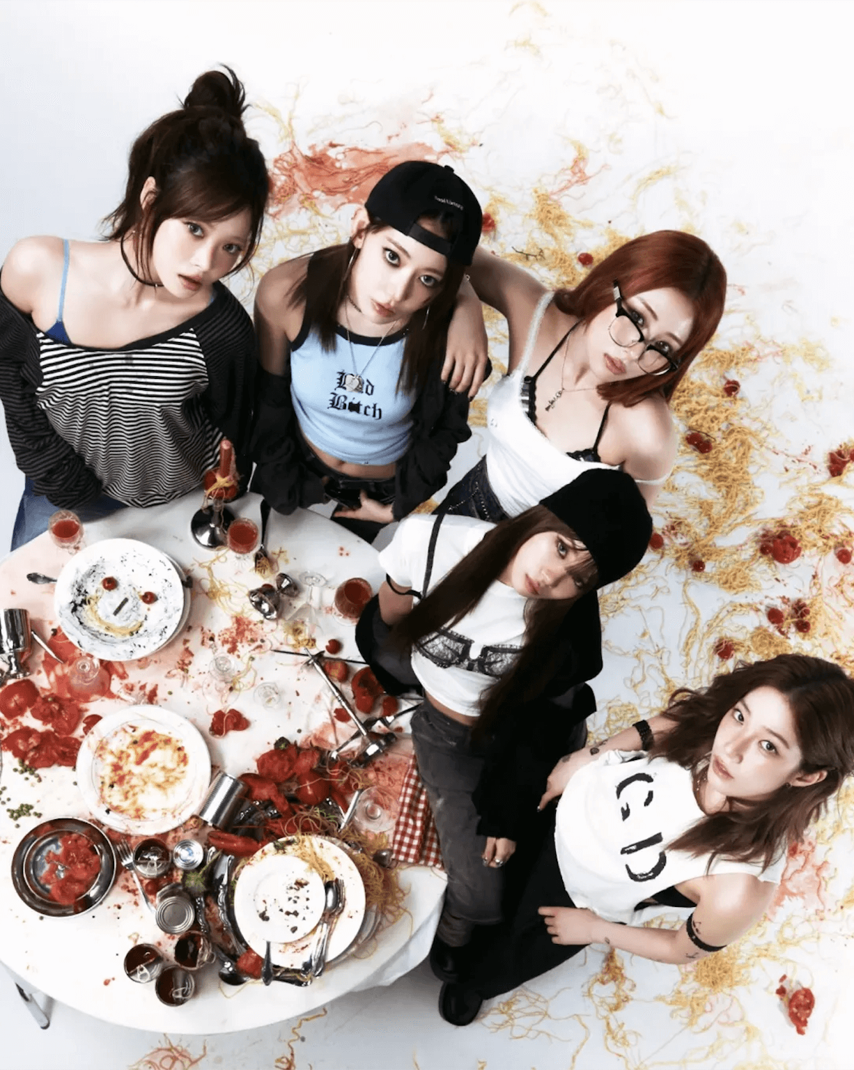 people-4-girls-A-messy-table-A-spaghetti-A-aftermath