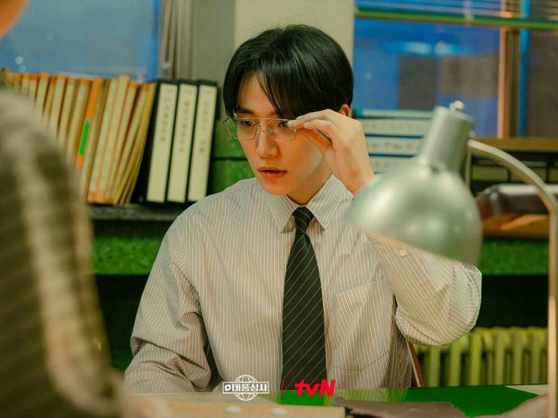 Lee Junho 16-episode drama Typhoon Family