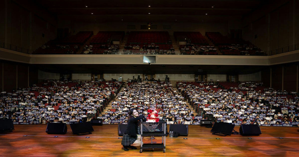 han so hee fan meeting sold out empty seats