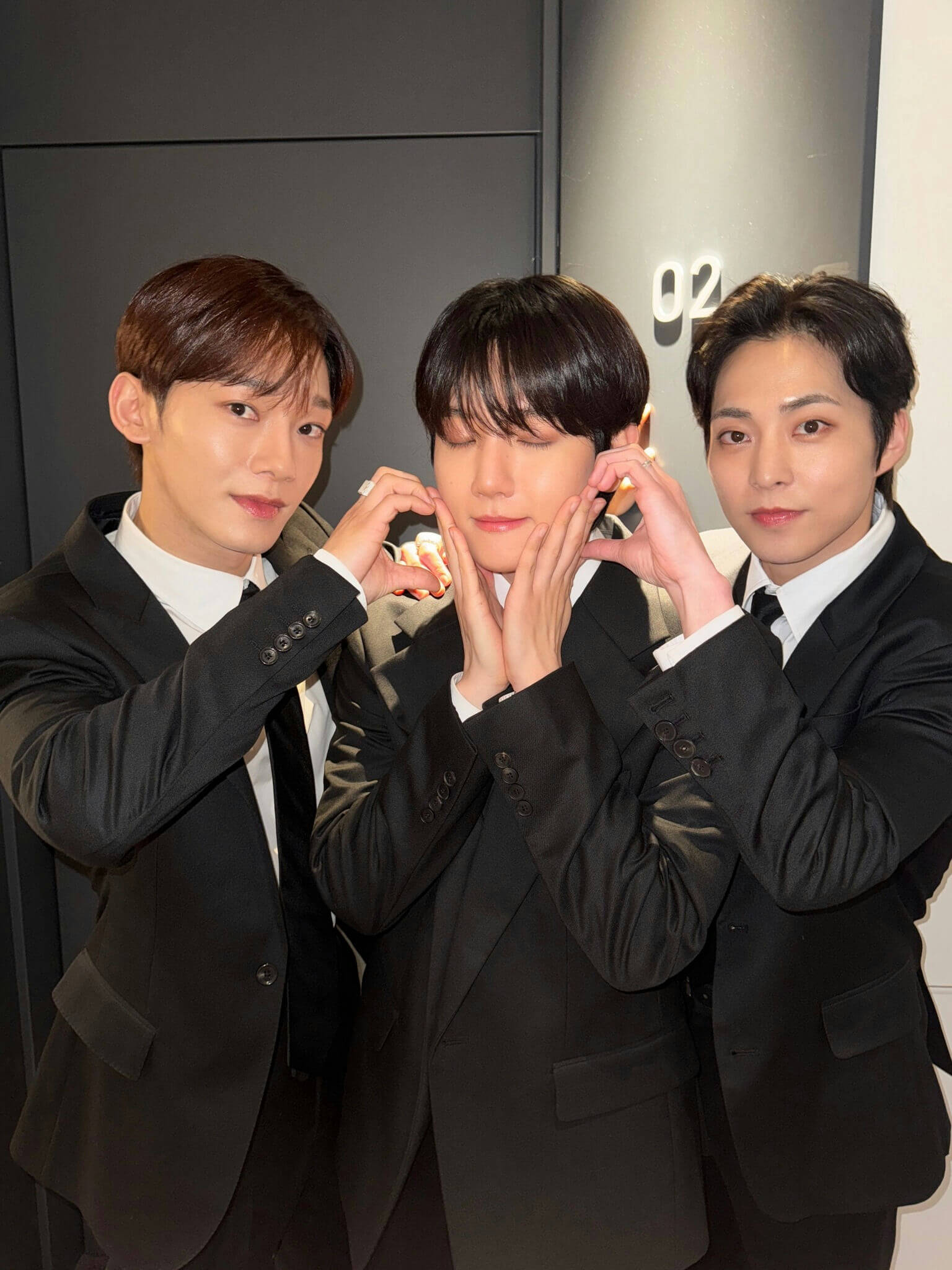 cbx exo fan meeting absence