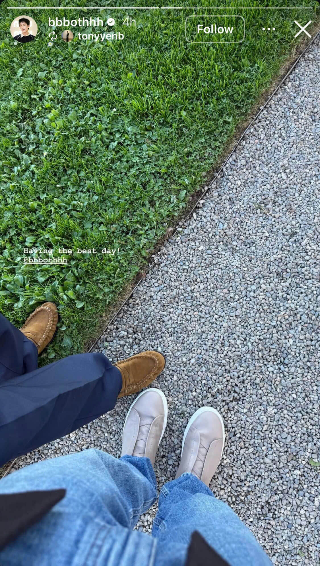 people-two pairs of feet-A-standing on gravel and grass-B-casual fashion-C-social media story format