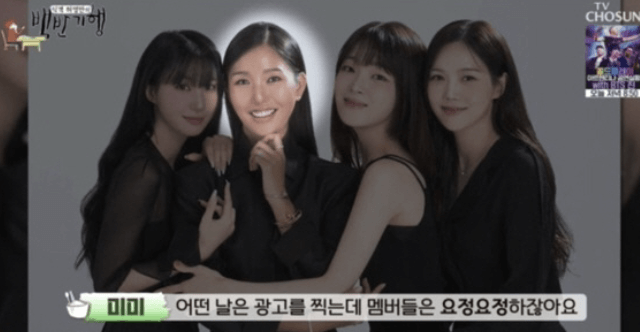 people-four women-A-group photo-A-black outfits-A-studio lighting-B-smiling-C