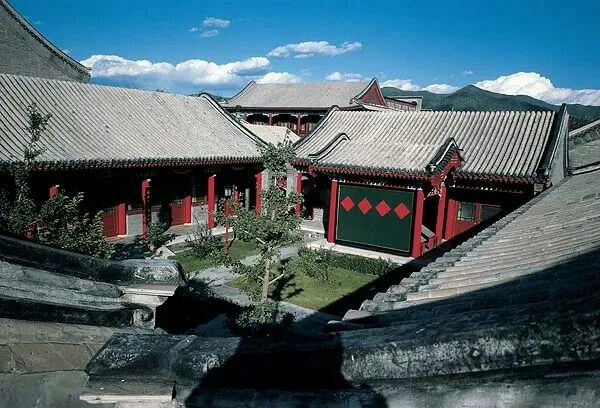 Architecture-A-courtyard-A-Chinese-style-A-tiled-roofs-A-garden-A-mountains
