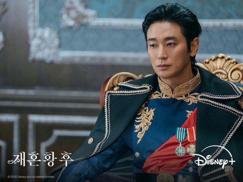 people-Man in costume-A-Korean drama-B-Royal attire-C-Disney+ promotion