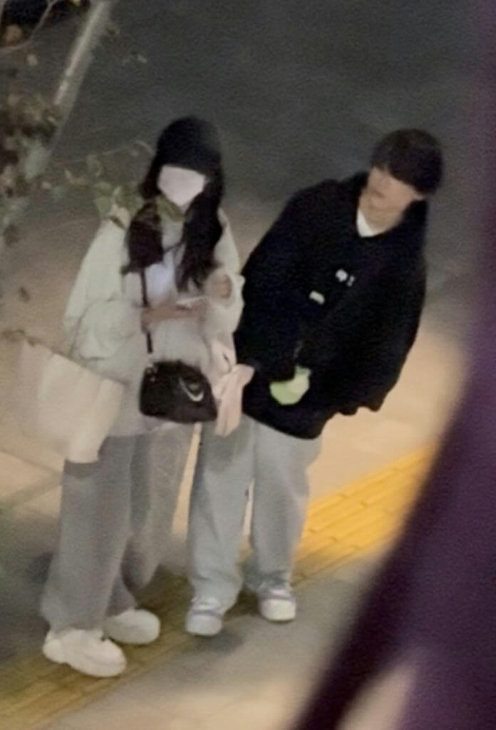 people-two people-outdoor-night-casual wear-sweatpants-hats