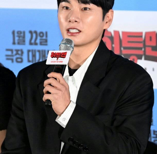lee yi kyung scandal and hangout with yoo exit