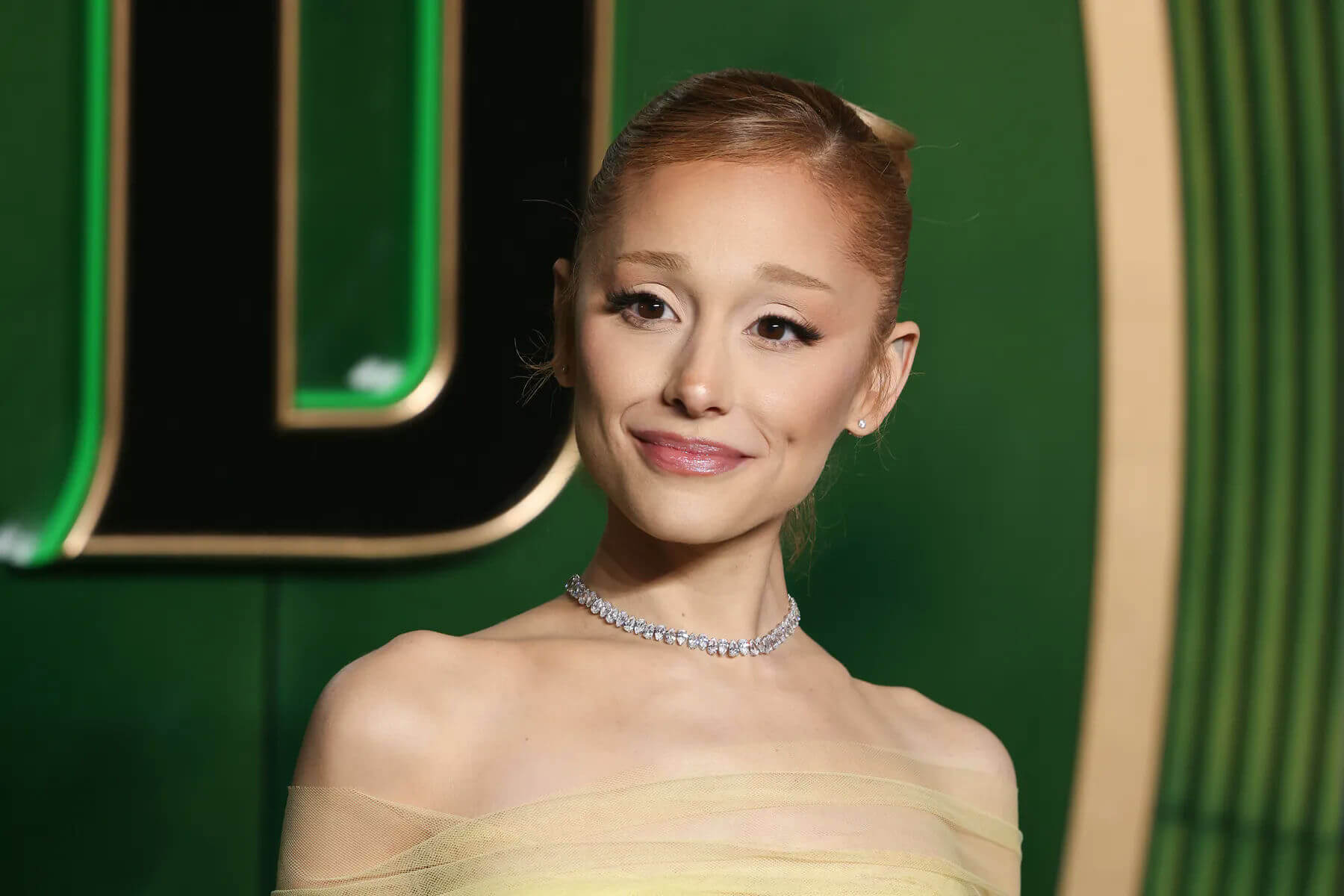ariana grande retirement