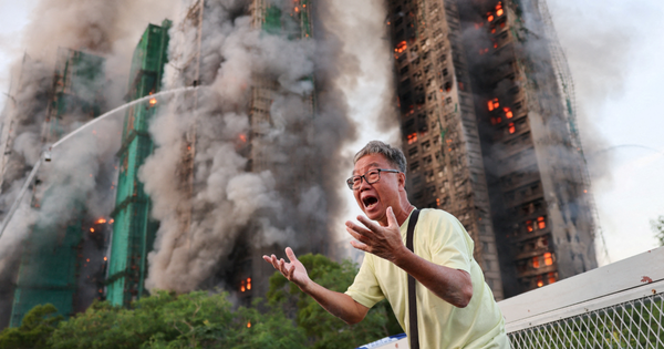 hong kong fire man collapses