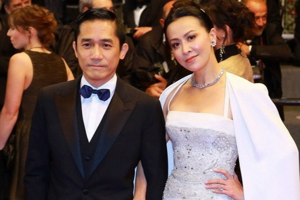 people-Tony Leung Chiu-wai-A-actress-A-Carina Lau-A-formalwear-A-red carpet-A-couple