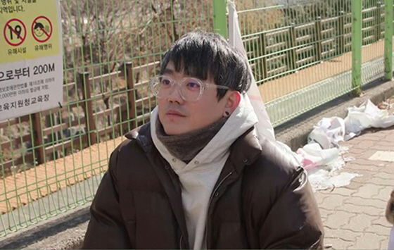 Song Baek-kyung YG criticism