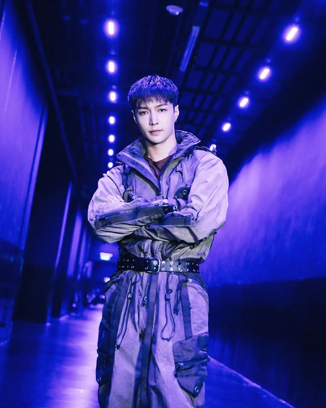 EXO Lay fan meeting absence