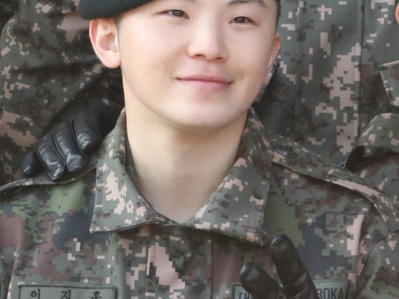 seventeen woozi military controversy