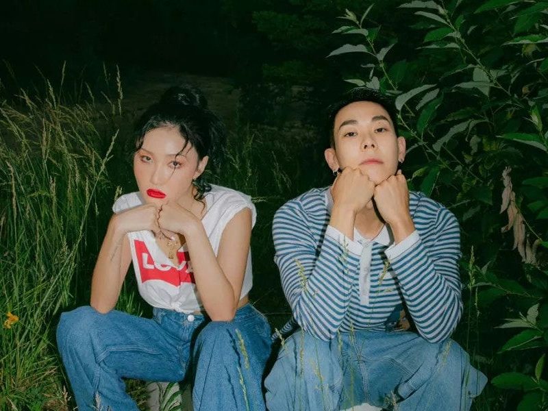 hwasa loco dating rumor