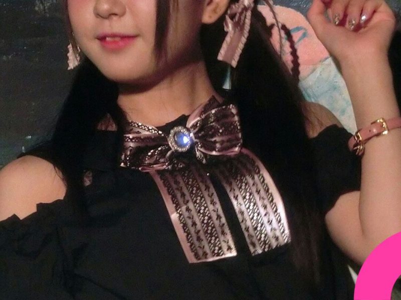 idol turned adult star