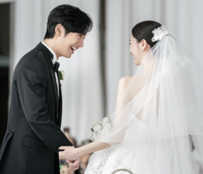 lee sangyeob wife profession