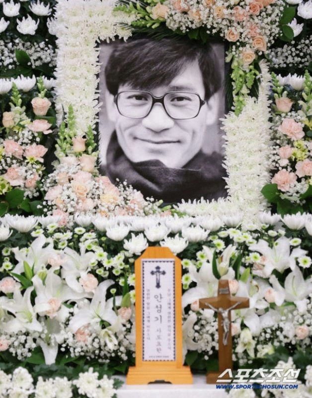 kim tae hee rain ahn sung ki funeral vziuqcprubzjjprzgtfc0qvqxvbhtfepirql5txdo0g-kim-tae-hee-rain-ahn-sung-ki-funeral