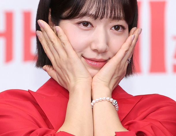 park shin hye 20yearold role miss hong