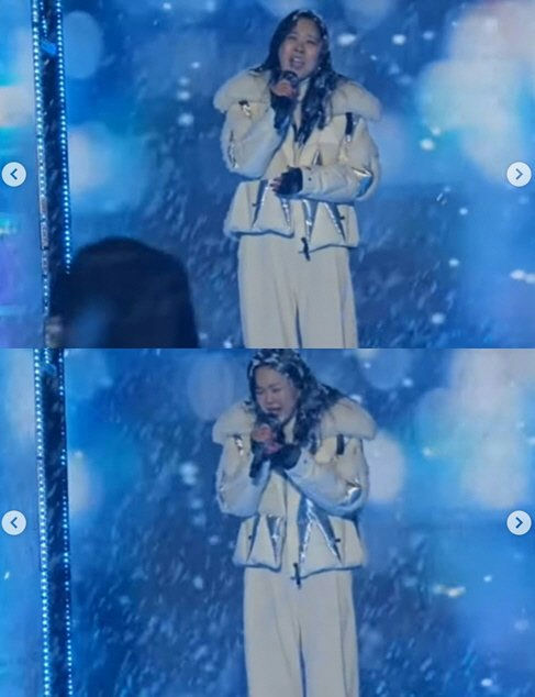 Baek Ji Young live snowstorm performance