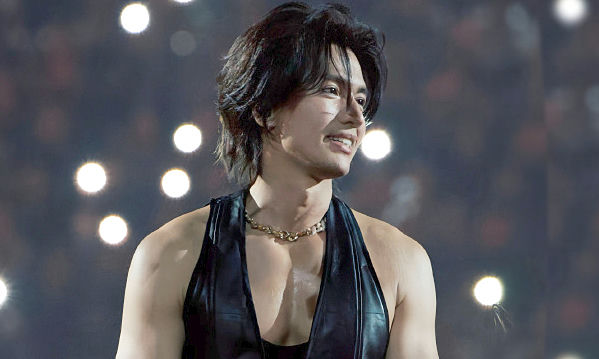 jerry yan ageless beauty at 49