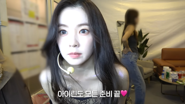 people-Irene (Bae Joo-hyun)-idol-headset microphone-dark hair-indoors-Korean text