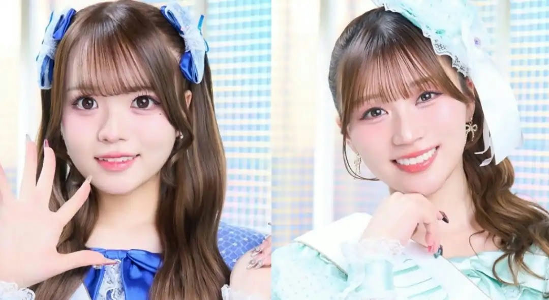 people-Two young Japanese women-A-idol-A-twin tails-B-blue and mint green outfits-C-smiling