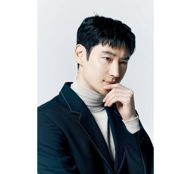 Lee Je‑hoon actor CEO interview