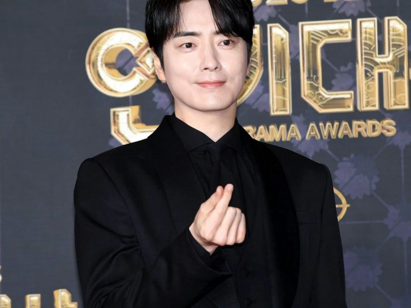 lee junhyuk awakening drama
