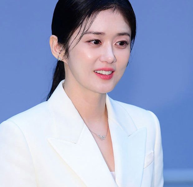 jang nara donation presidential commendation