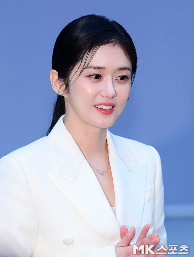 jang nara donation presidential commendation