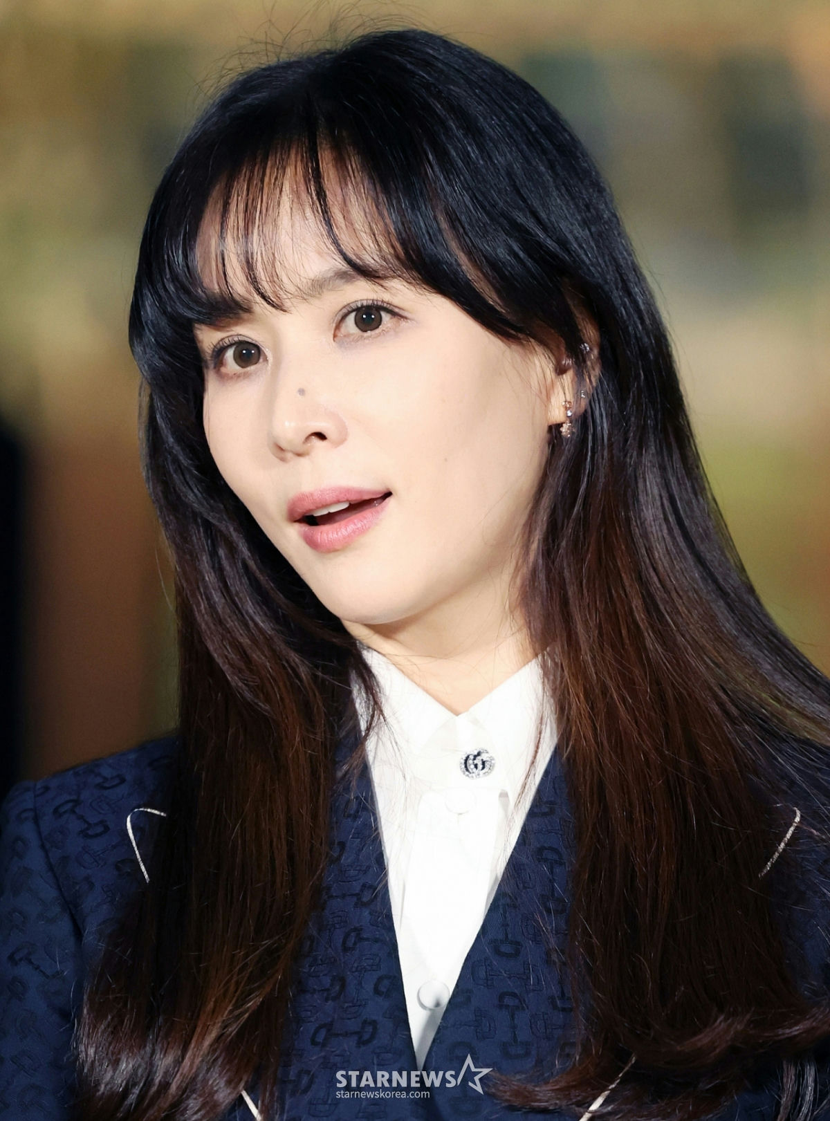 go soyoung celebrity wealth controversy