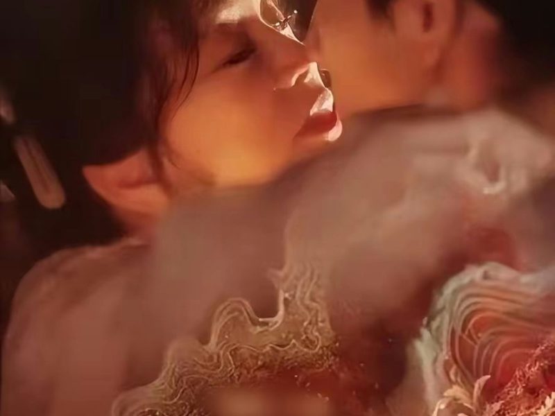 people-A-couple-A-kissing-B-fantasy-C-romantic