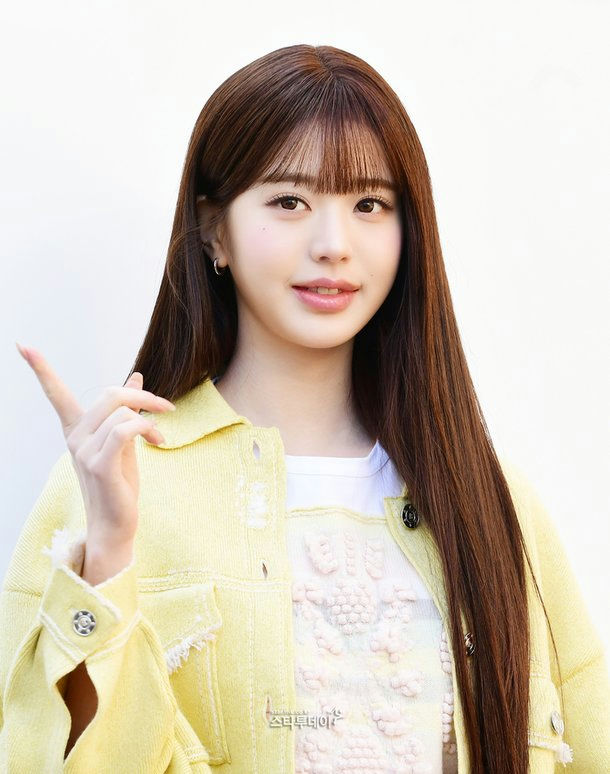 jang wonyoung late arrival controversy krflor3a0oze6ma6t81vb5x0mxjqalrbzrmdruixsiq-jang-wonyoung-late-arrival-controversy