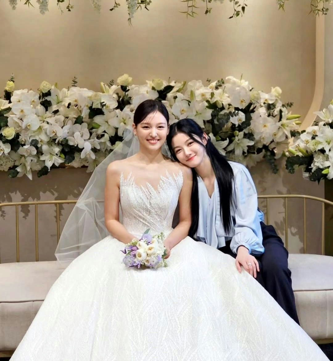 kim yeon jung maternity photos