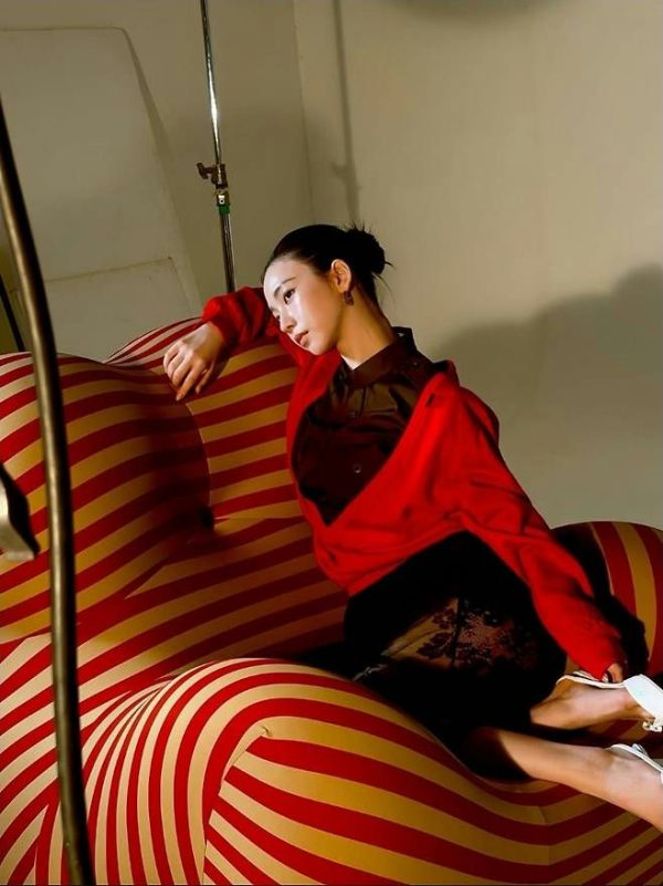 karina seethrough skirt look x9nmas-kiljhc-x2r-vlb6wdizavpaqejiynidhk9iq-karina-seethrough-skirt-look