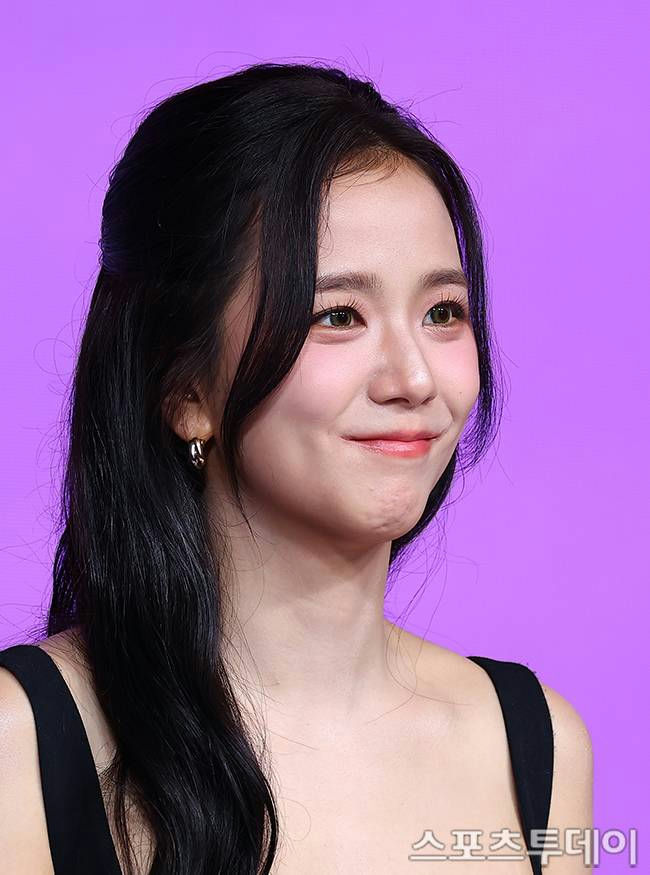 Jisoo acting controversy Boyfriend on Demand