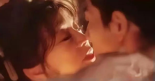 liu xiaoqing controversial kiss scene