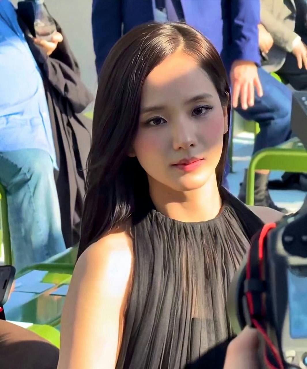 jisoo dior fw26 enjyjwimbcywu-yhv7kawqgz3mdohgo3xijiknnza7c-jisoo-dior-fw26