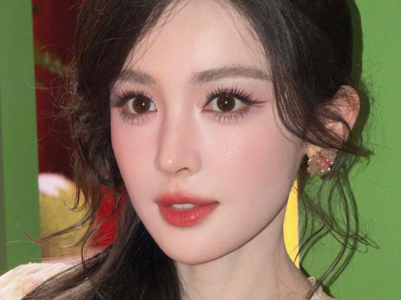 Guli Nazha once had her private photos leaked by an ex-boyfriend, an incident that seriously harmed her reputation.”