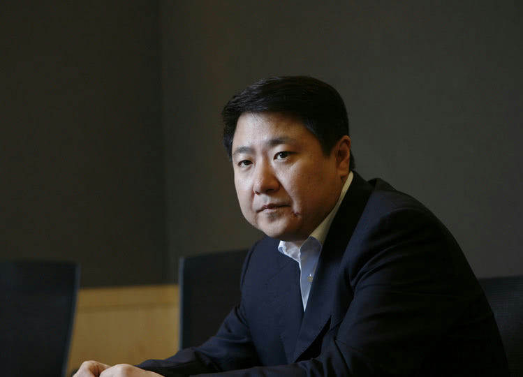 yu dong gambling debt lawsuit