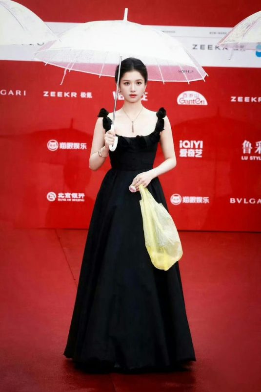 zhang jingyi nylon bag controversy dpwpxcnlcvl-xtvm6etj49d1sm-tsrekcl50h4ywvnq-zhang-jingyi-nylon-bag-controversy