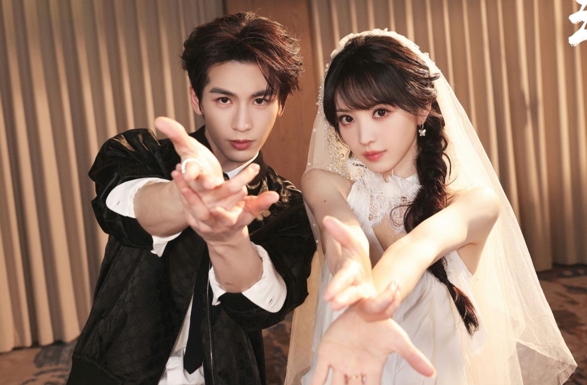 people-Chen Feiyu (Arthur Chen)-A-bride-A-groom-B-posing-B-fashion-C-wedding attire-C