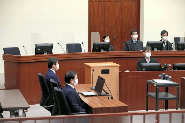 people-Courtroom setting-Japanese judiciary-Panel of judges-Defendants/Legal counsel-COVID-19 precautions