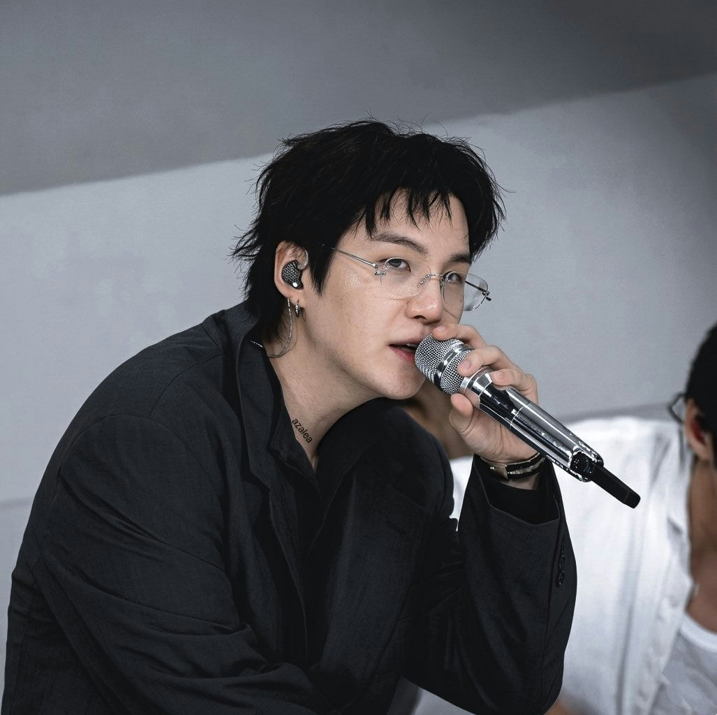 people-Min Yoongi (Suga/Agust D)-A-holding microphone-A-wearing glasses-B-wearing in-ear monitors-C-black attire
