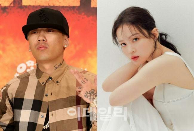 people-B-Rapper Swings (Swingz)-A-Actress Han Ye-seul-B-Plaid shirt-C-White outfit