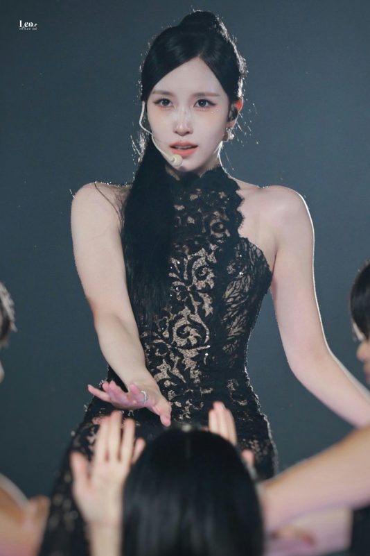 twice mina viral candid beauty 5aiiaraaokcv4gpoaix1uenp0nqtetybxmp9vwfpvqu-twice-mina-viral-candid-beauty