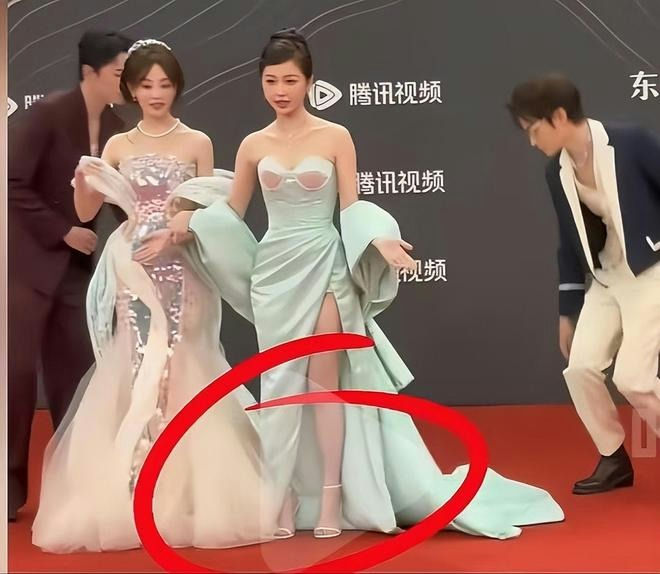 people-Zhao Lusi-red carpet-mint green dress-high slit-strapless top-male escort-sequined dress