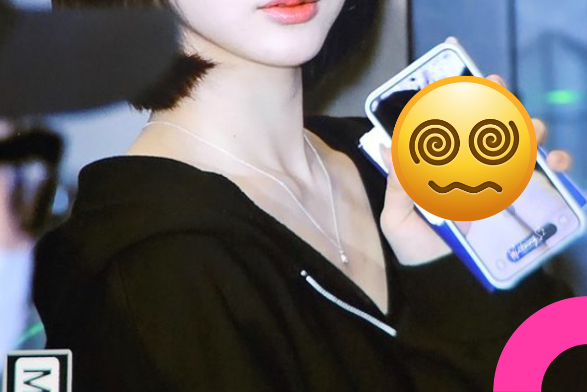 SM Girl Group Member Sparks Debate After “Showing Off” Non-Celebrity Friend in Viral Photo