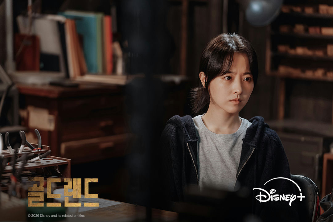 April K-Dramas Spotlight: Byeon Woo-seok Turns Prince, Ahn Hyo-seop Becomes Farmer