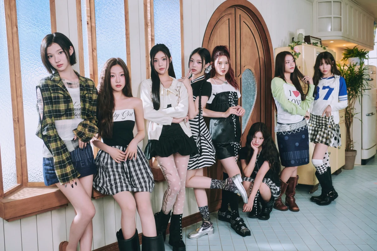 Hearts2Hearts – Apple Pie Lyrics, Meaning and Song Credits
